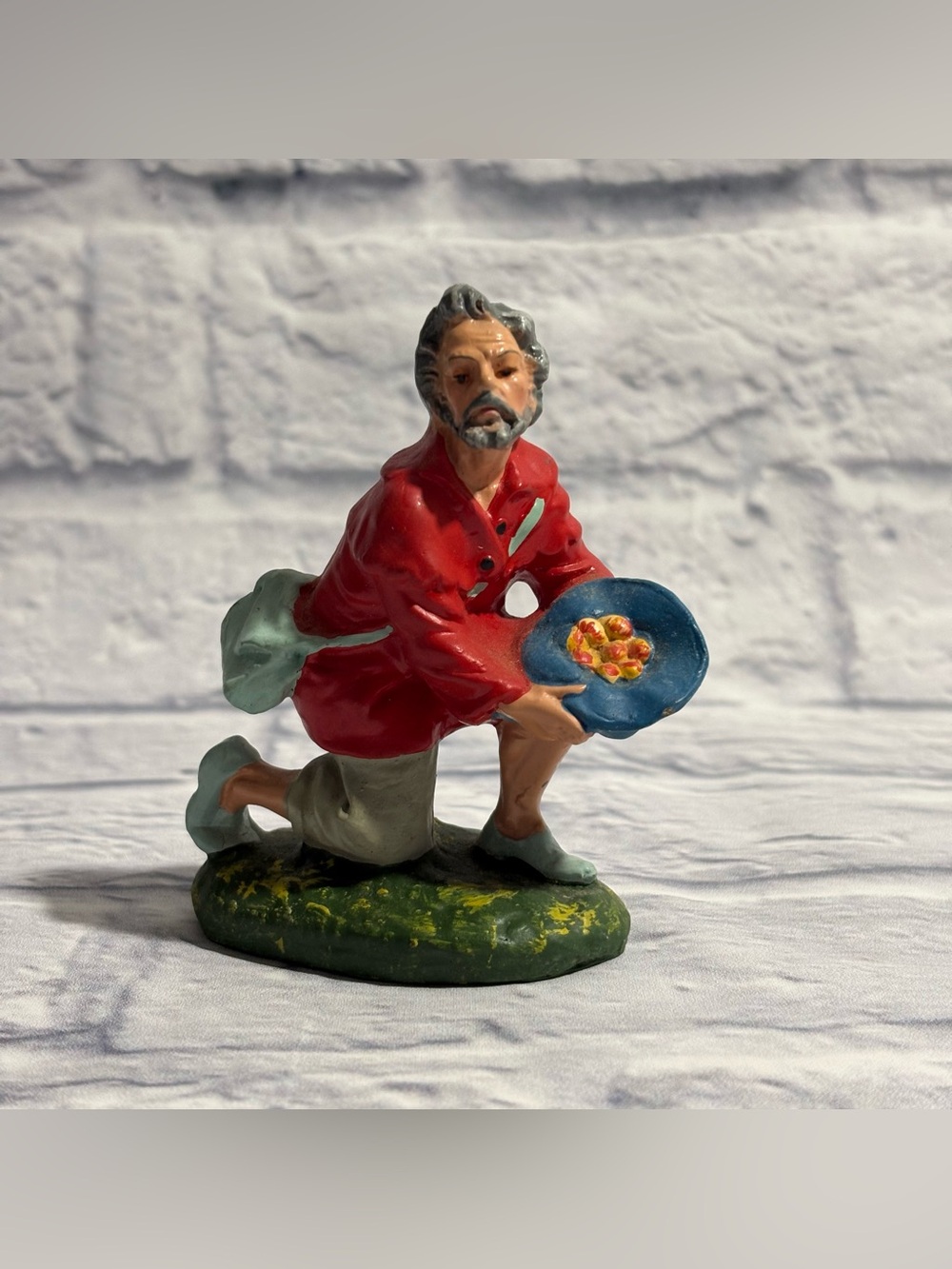 Vintage Made In Italy hand-painted papier-mâché kneeling shepherd